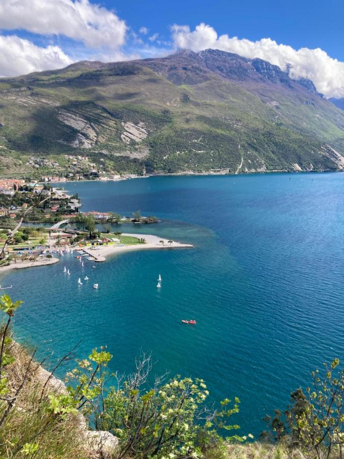 Outdooredo Garda Torbole Torbole Sul Garda Exterior foto