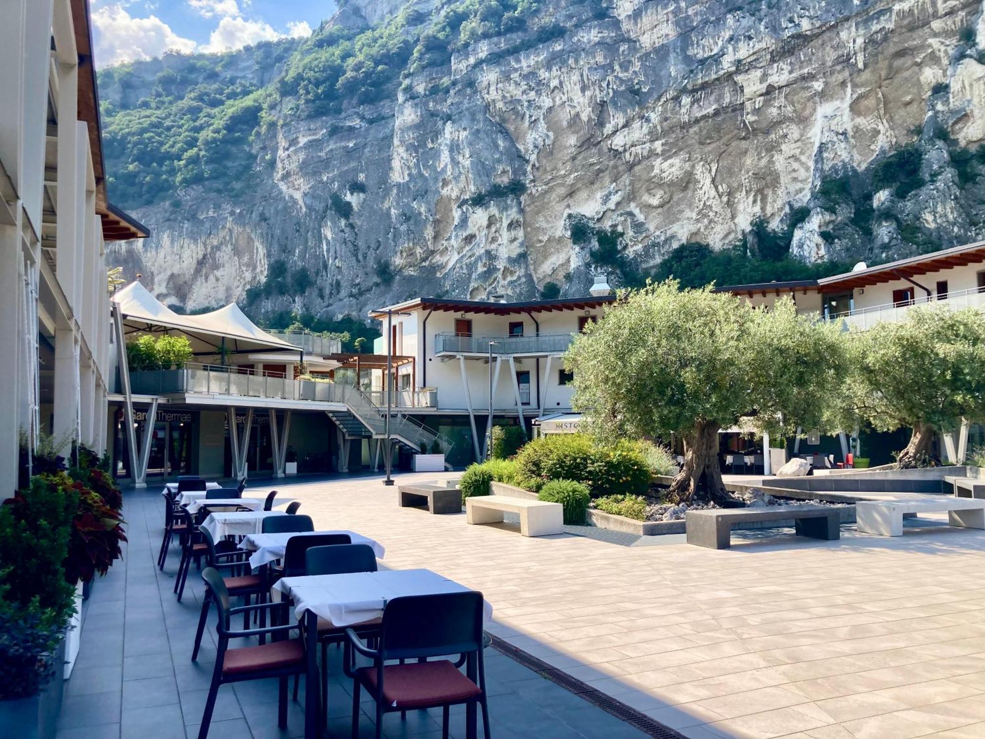 Outdooredo Garda Torbole Torbole Sul Garda Exterior foto